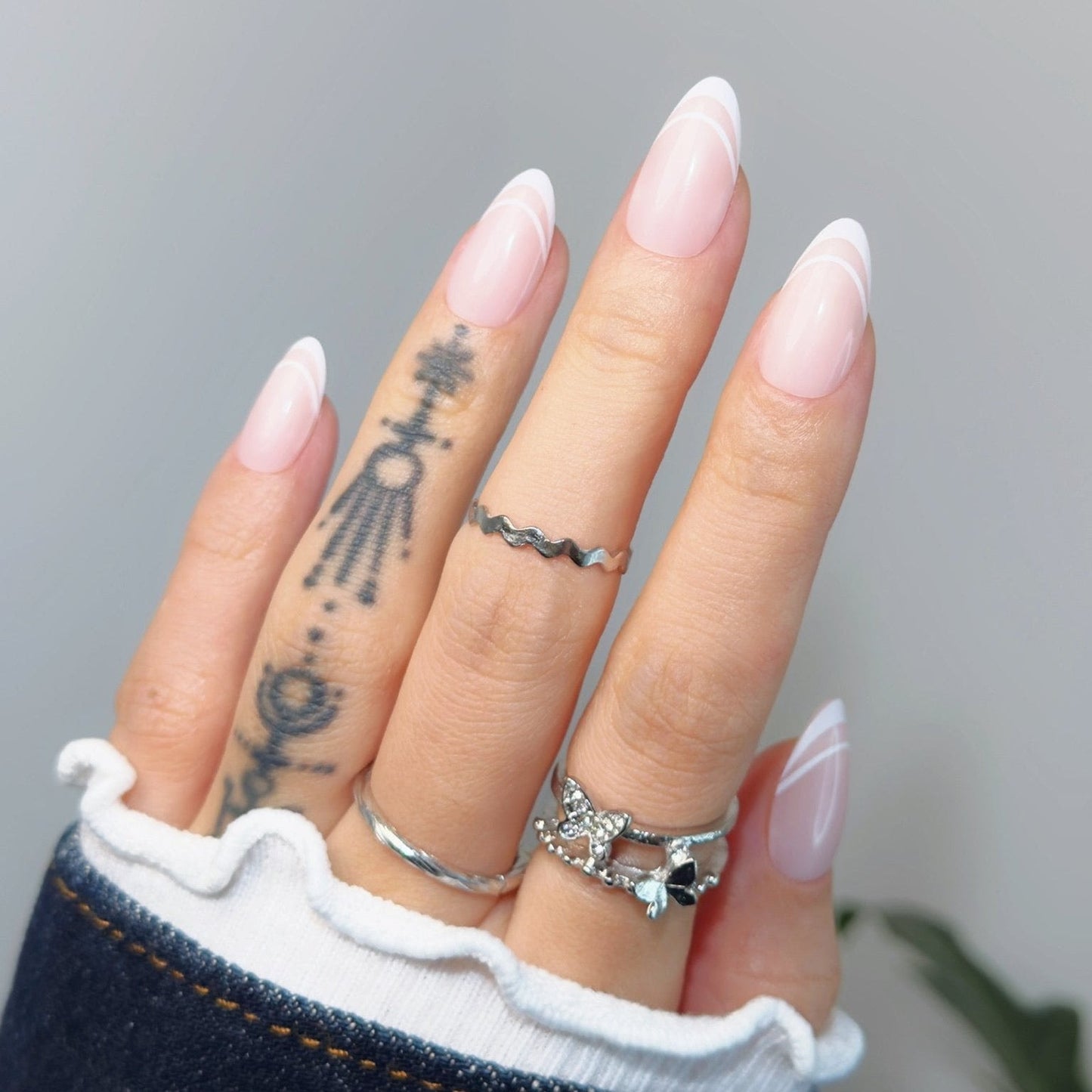 White Liner French Tip